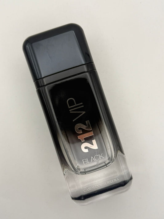 Carolina Herrera 212 VIP Black EDP